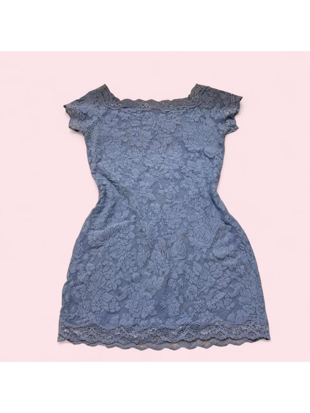 Vintage Y2K 2002 Victoria’s Secret Pink Blue Lace Mini Dress in a size M